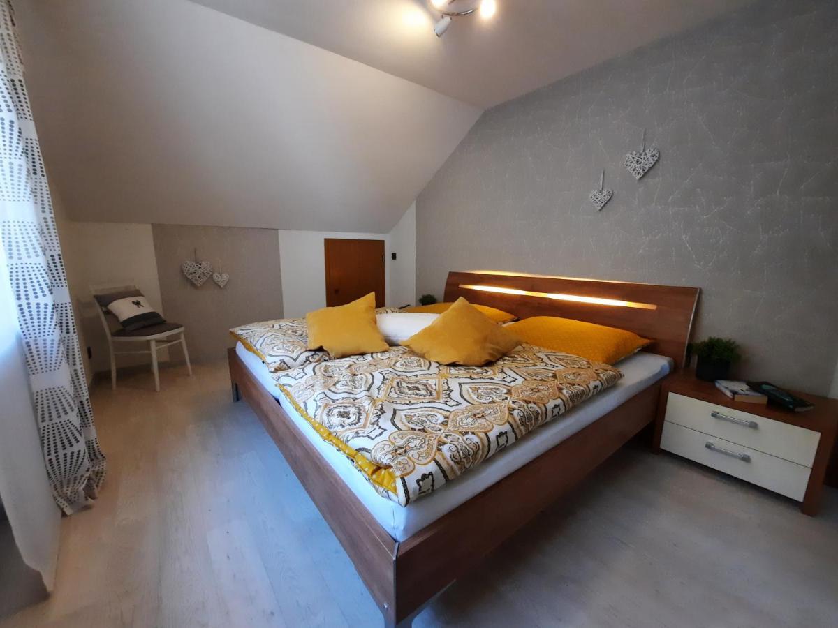 Ferienwohnung Im Bachtal Pommern Exterior foto